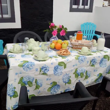 Casa Santana Feriehus Nordeste (Azores)