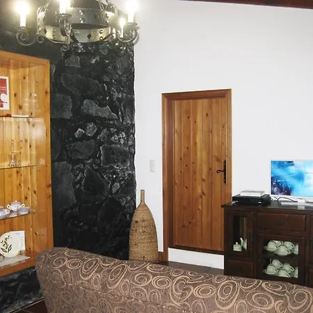 Casa Santana Nordeste (Azores)