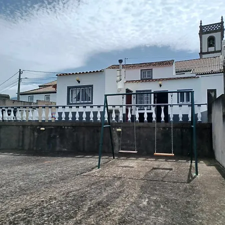 Casa Santana * Nordeste (Azores)