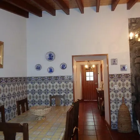 Casa Santana Сasa de vacaciones Nordeste (Azores)